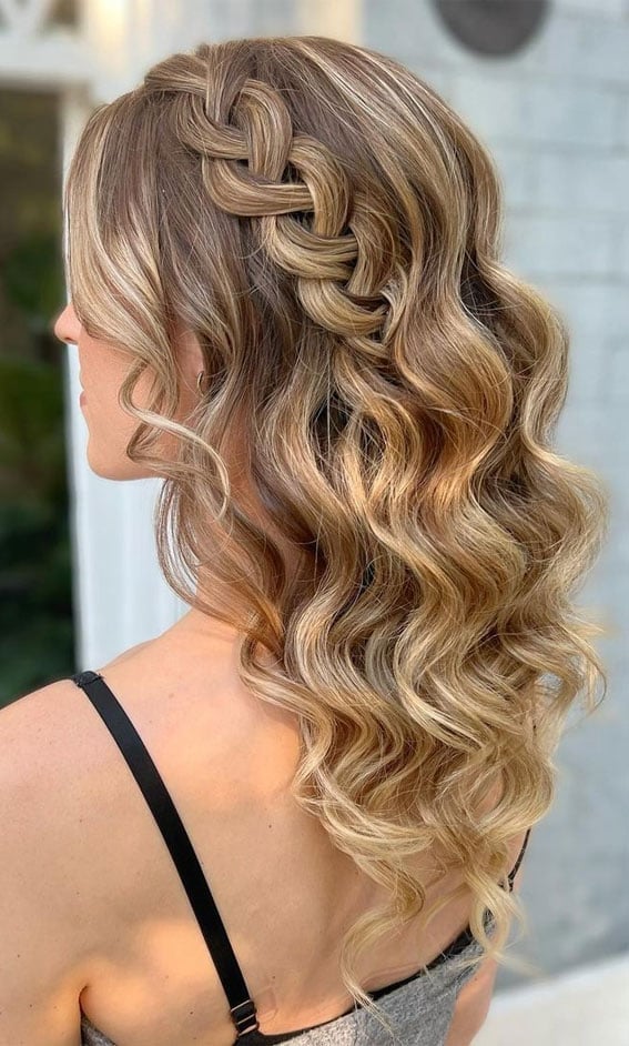 Collarbone Blonde Half Up Braid — Trendy Bridesmaid Hairstyles Down