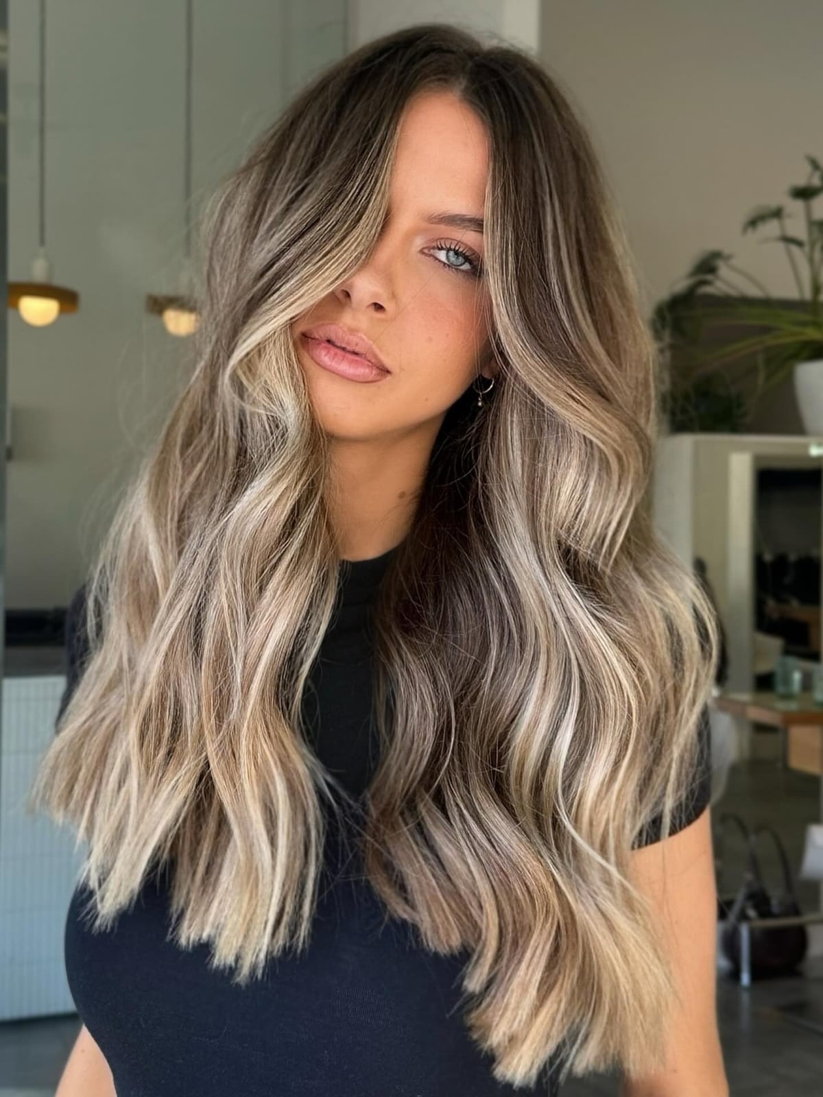 Light Brown Mid-Back With Money Piece and Curtain Bangs Light Brown Mid-Back With Money Piece and Curtain Bangs — Trendy Brown Hair with Blonde Highlights