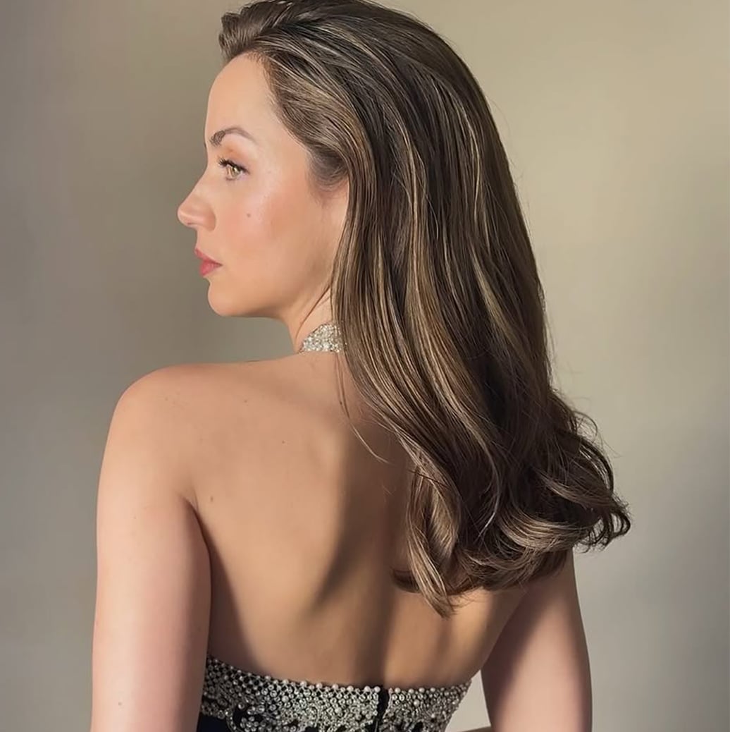 Ash Brown Shoulder Lob With Curtain Bangs Ash Brown Shoulder Lob With Curtain Bangs — Trendy Brown Hair with Blonde Highlights