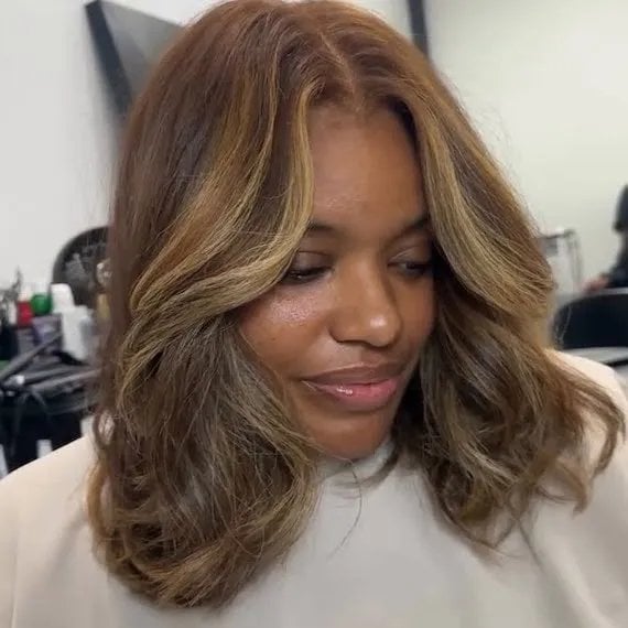 Brown Collarbone Lob With Curtain Bangs and Highlights Brown Collarbone Lob With Curtain Bangs and Highlights — Trendy Brown Hair with Blonde Highlights