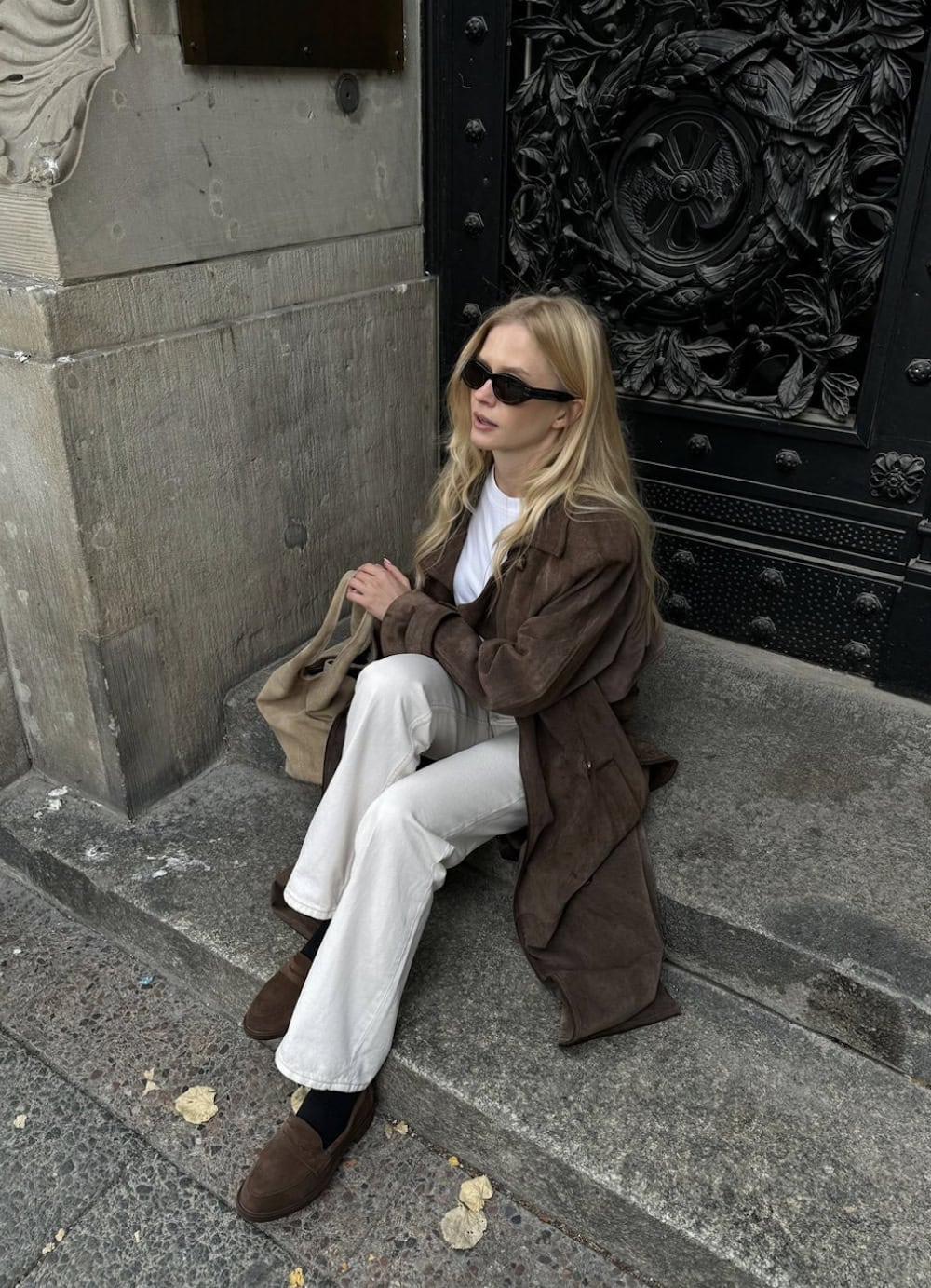 Brown Suede Loafers with Suede Trench Coat and White Pants — Trendy Brown Loafers Outfit
