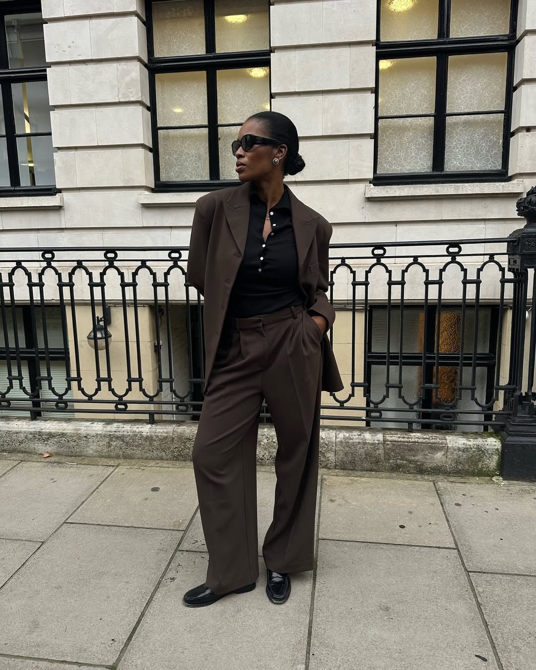 9 Brown-Pants Outfits That Look Richer Than Black or White | Who What Wear