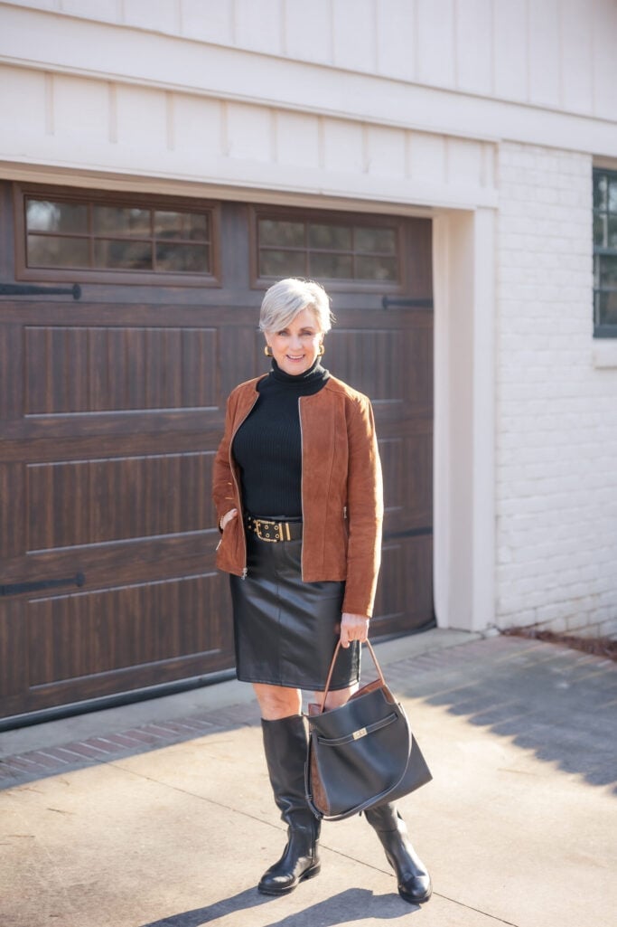 Brown Suede Jacket with Leather Skirt and Boots Brown Suede Jacket with Leather Skirt and Boots — Trendy Brown Suede Jacket Outfit