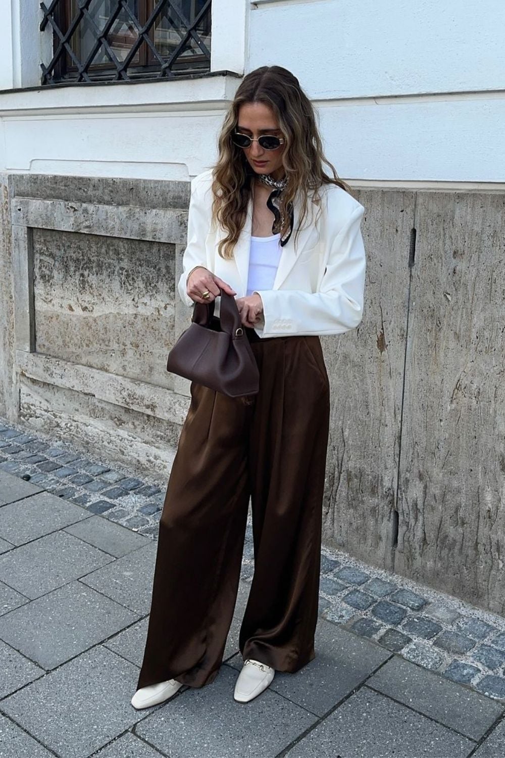 Brown Satin Wide-Leg Trousers with a White Blazer Brown Satin Wide-Leg Trousers with a White Blazer — Trendy Brown Trousers Outfit