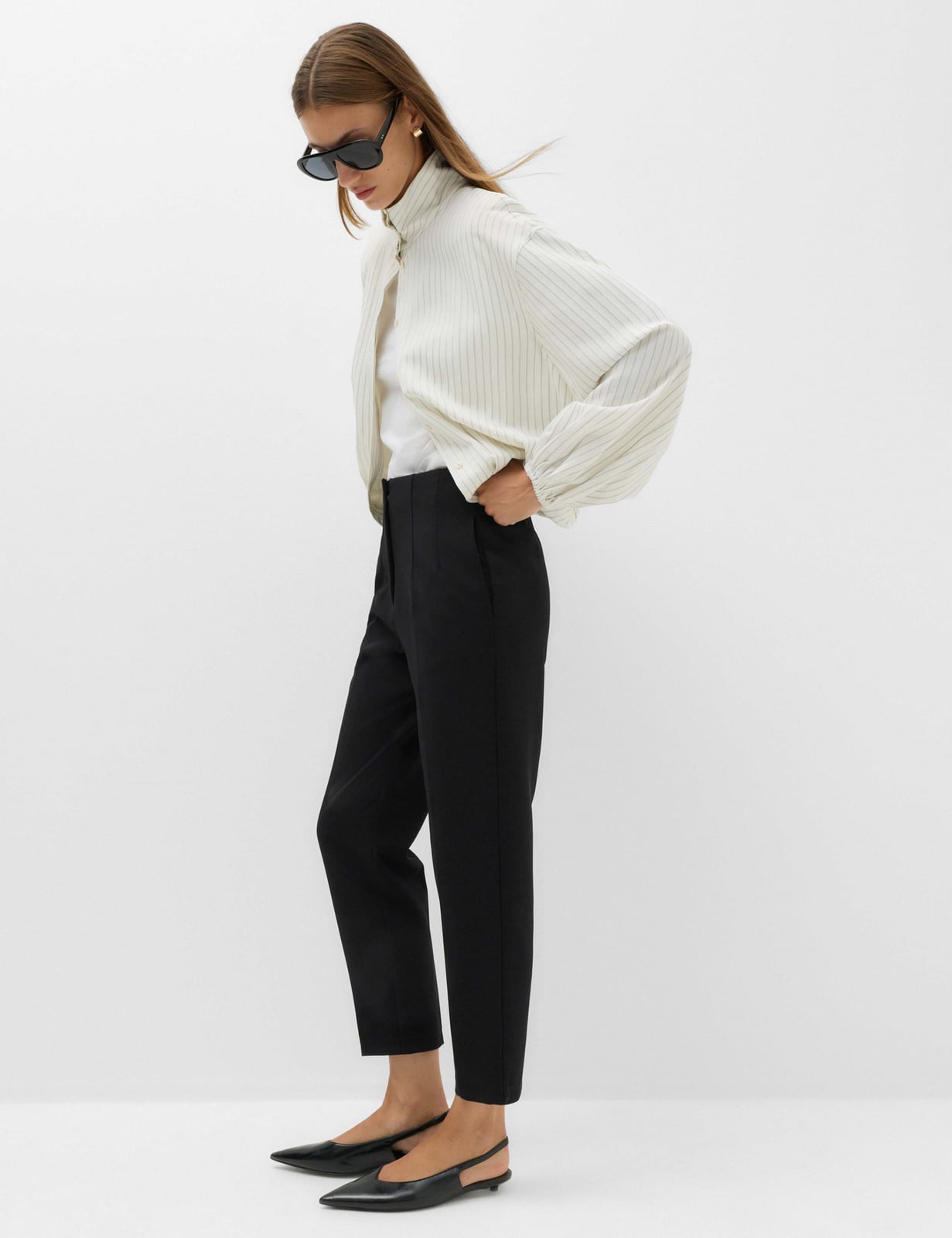 Black Straight-Leg Trousers with Oversized Striped Shirt — Trendy Business Casual Outfits