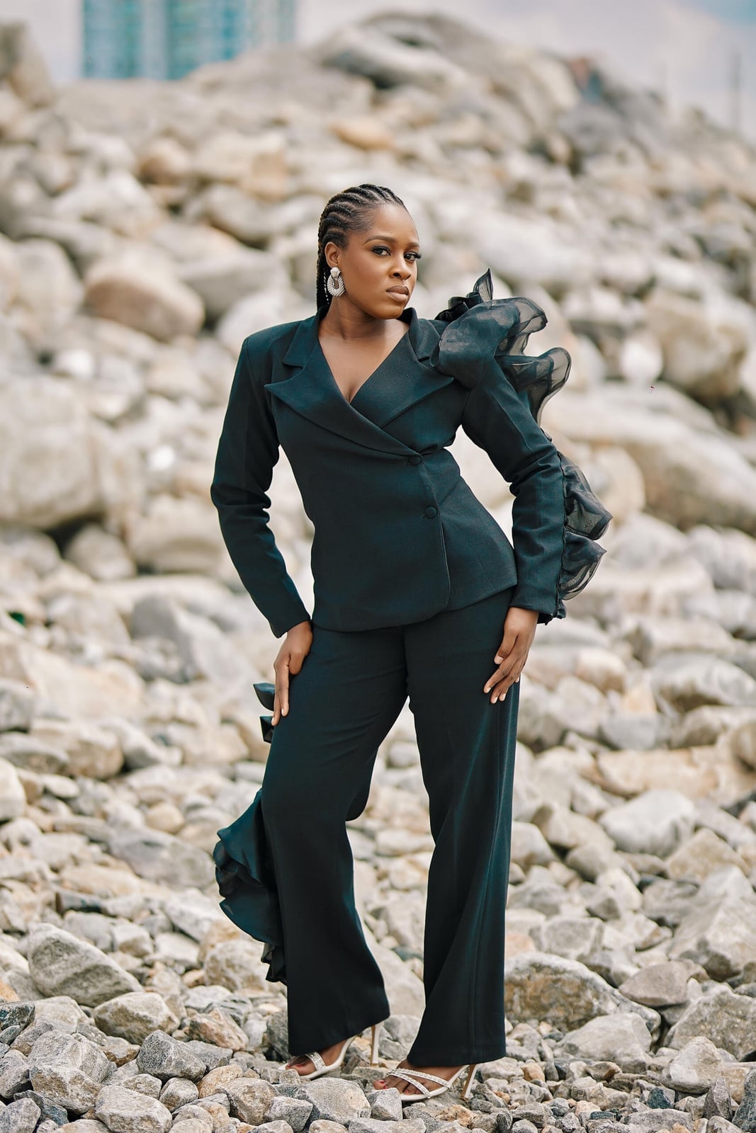Black Suit with Sheer Ruffle Sleeve Details — Trendy Business Casual Outfits Black Women