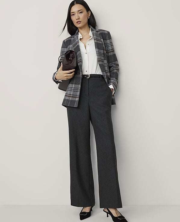 Grey Plaid Blazer with Wide Leg Trousers and Pointed Toe Heels Grey Plaid Blazer with Wide Leg Trousers and Pointed Toe Heels — Trendy Business Outfits