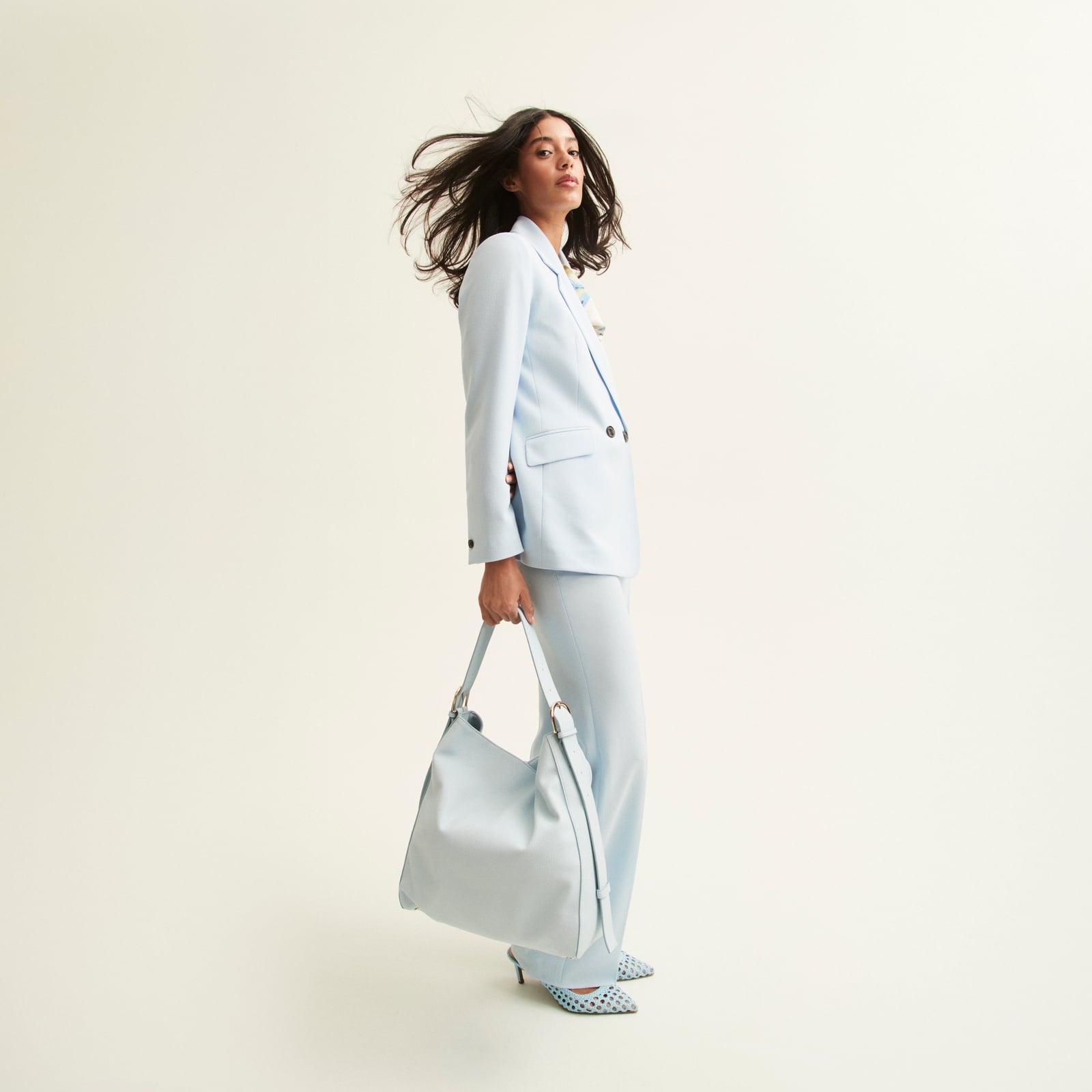Light Blue Relaxed Suit with Wide-Leg Trousers Light Blue Relaxed Suit with Wide-Leg Trousers — Trendy Business Professional Outfits