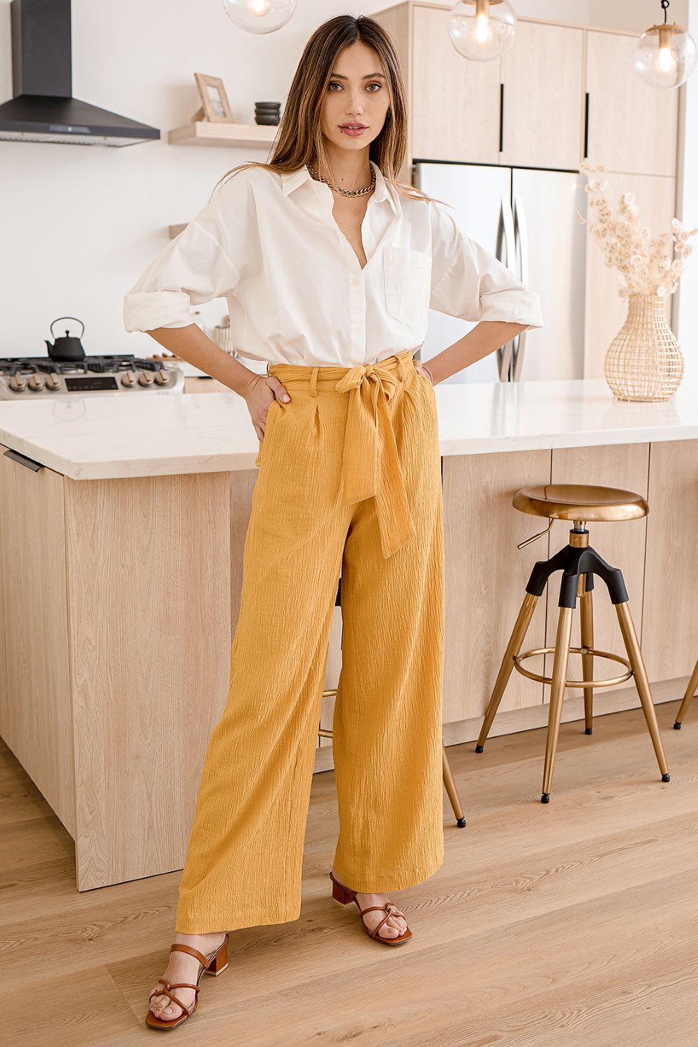White Oversized Shirt with Yellow Paperbag Trousers, Close-Up Take White Oversized Shirt with Yellow Paperbag Trousers, Close-Up Take — Trendy Business Professional Outfits