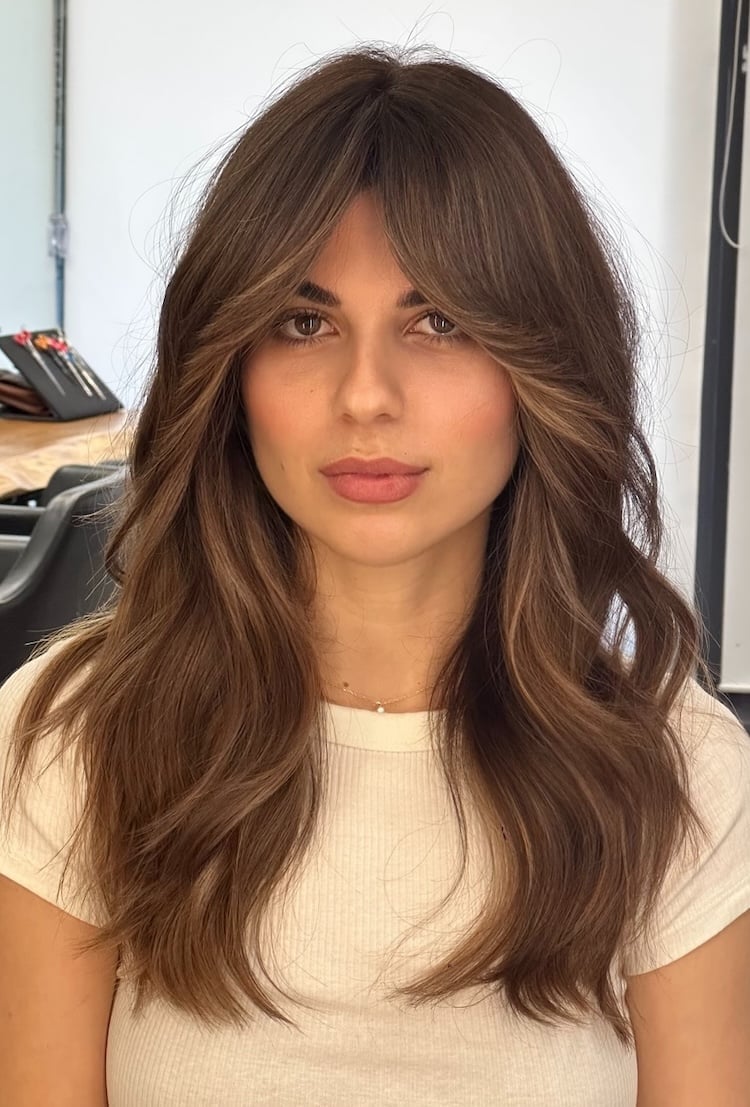 Shoulder Length Medium Brown With Caramel Highlights Shoulder Length Medium Brown With Caramel Highlights — Trendy Caramel Hair Color