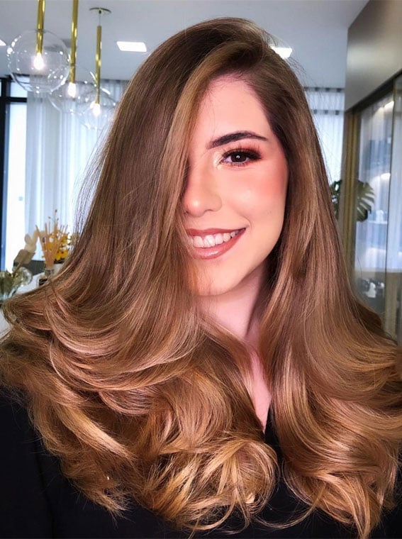 Mid-Back Caramel Brown With Lighter Caramel Highlights Mid-Back Caramel Brown With Lighter Caramel Highlights — Trendy Caramel Hair Color