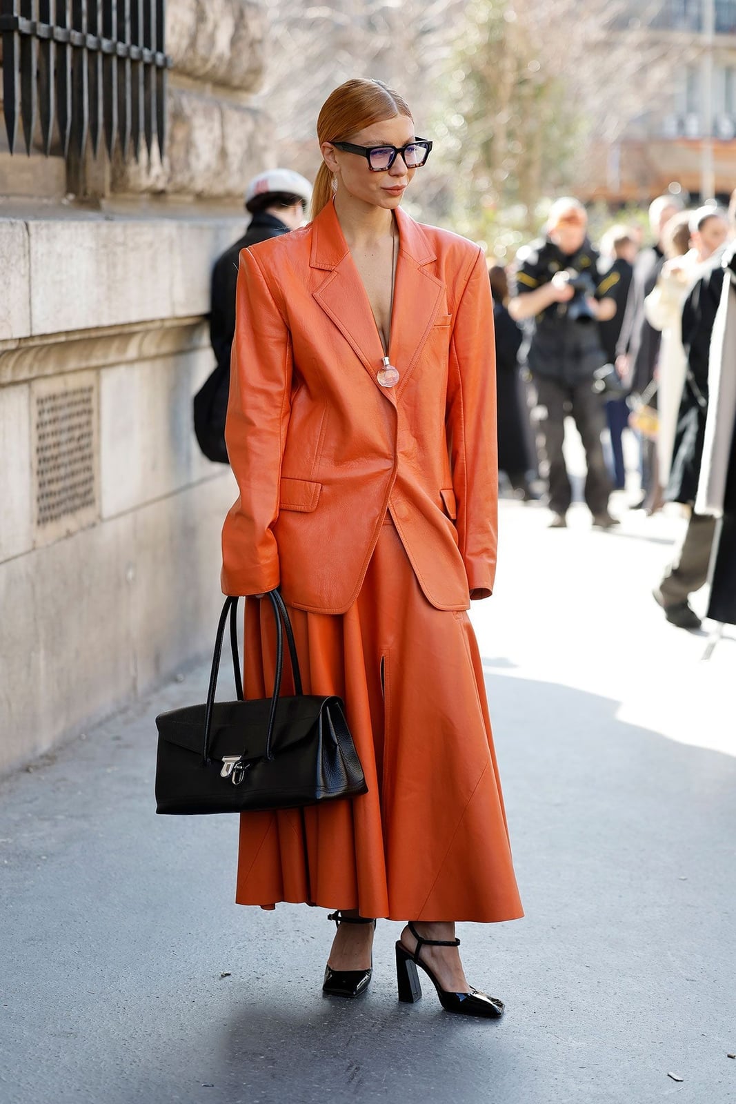 Oversized Orange Blazer and Matching Midi Skirt Oversized Orange Blazer and Matching Midi Skirt — Trendy Casual Dinner Outfit