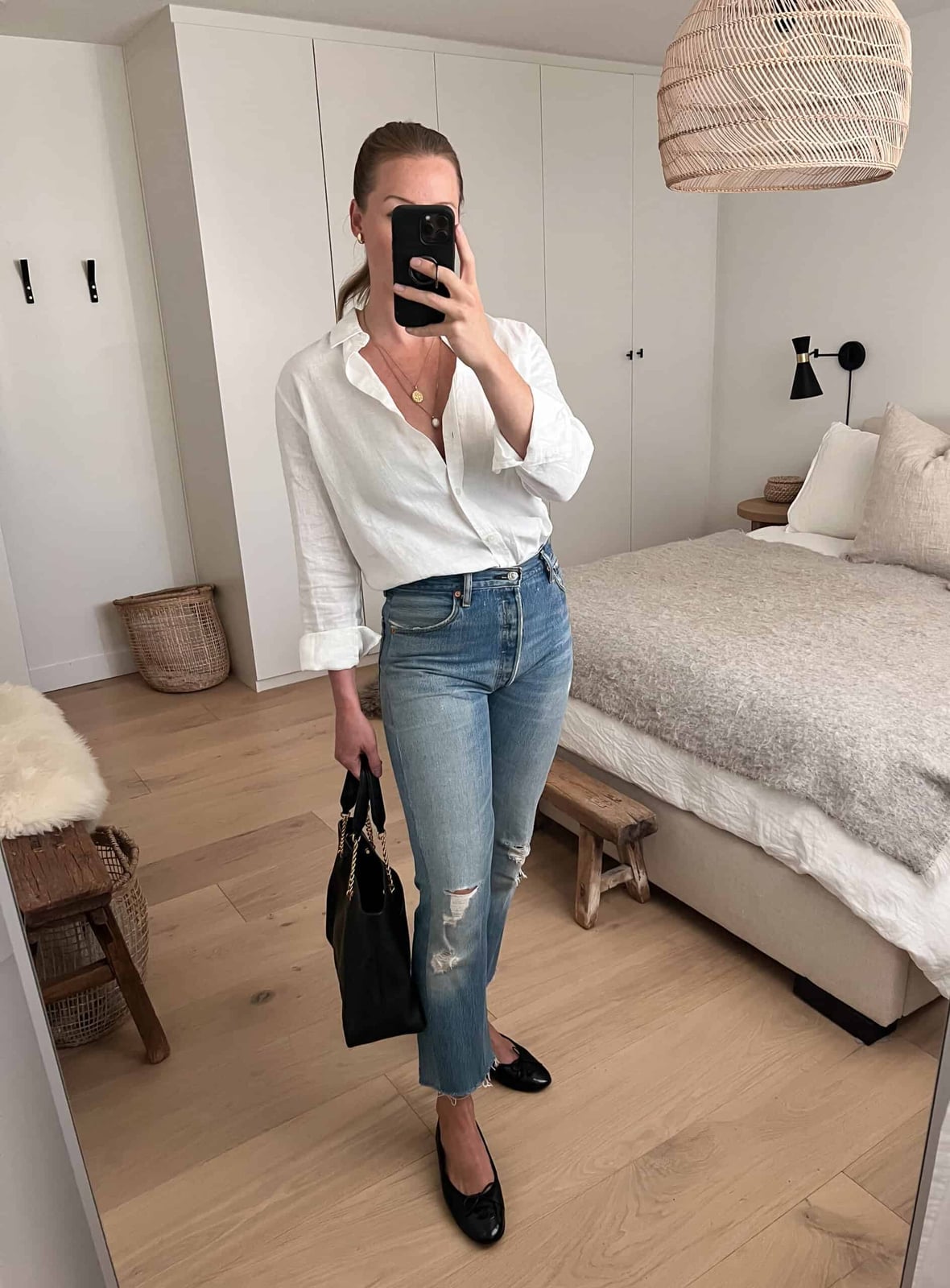 White Linen Shirt with Distressed Jeans — Trendy Casual Outfits