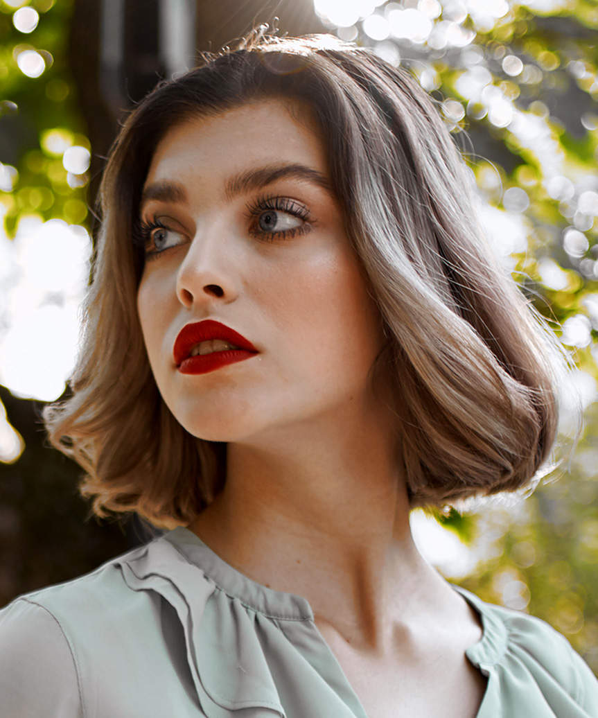 Ash Blonde Bob With Soft Waves — Trendy Chin Length Hair