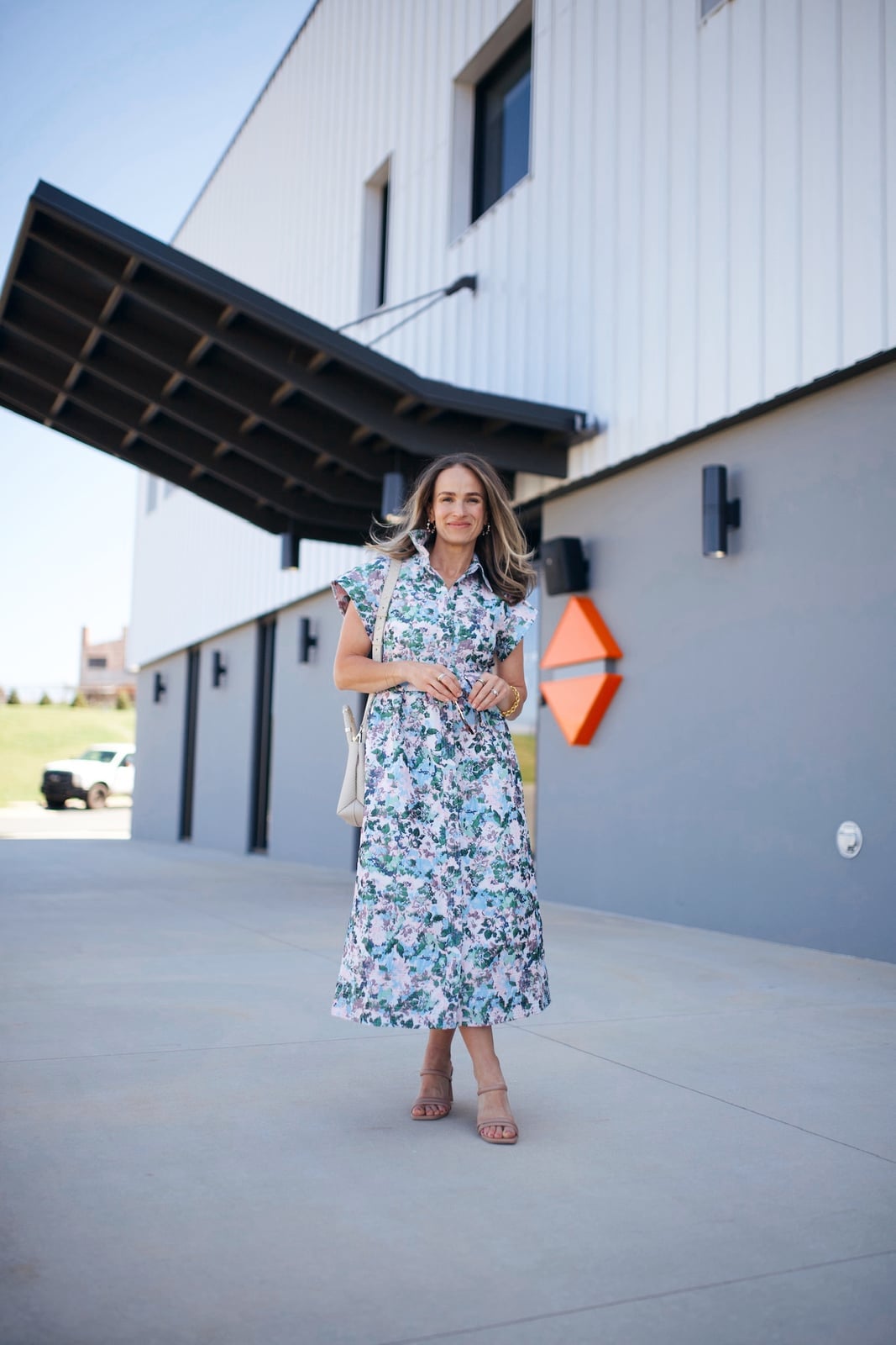 Floral Print Midi Shirt Dress with Crossbody Bag, White — Trendy Church Outfits