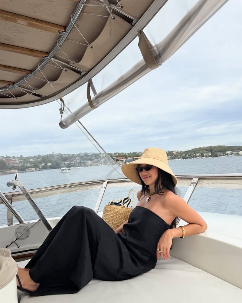 Strapless Linen Maxi Dress with Wide-Brim Hat for Boat Day Chic Strapless Linen Maxi Dress with Wide-Brim Hat for Boat Day Chic — Trendy Coastal Outfits