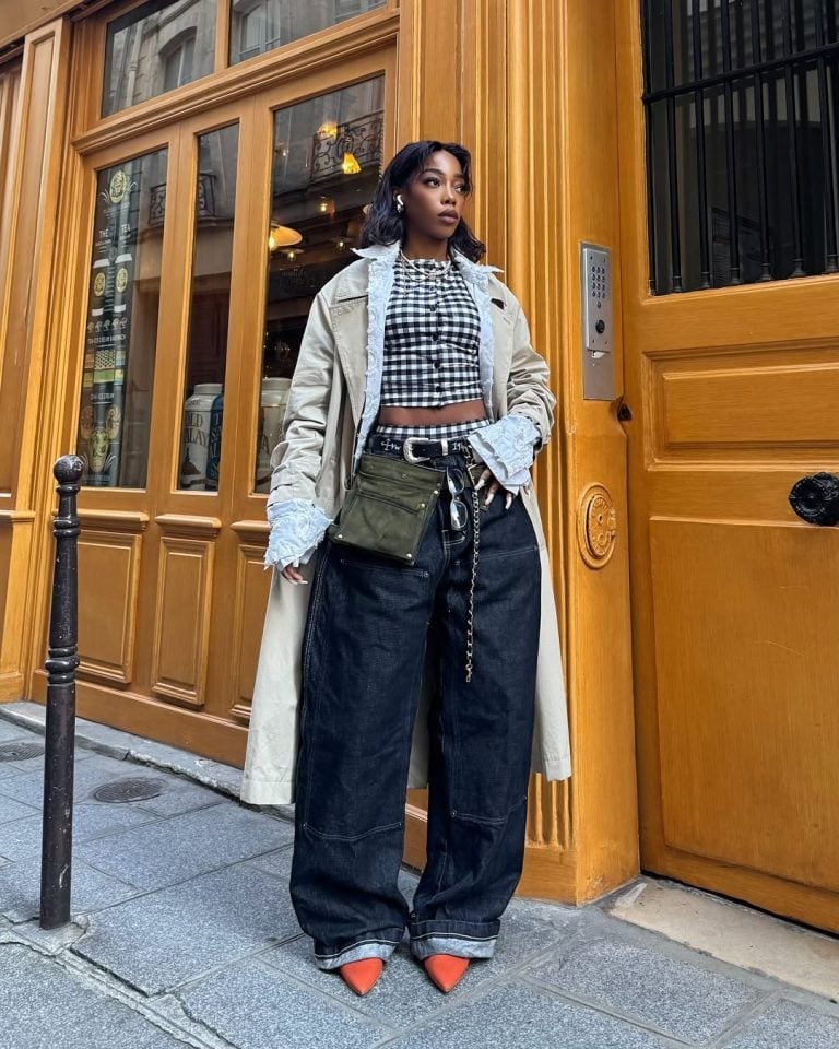 The Ultimate 2025 Capsule Wardrobe Guide for College Girls