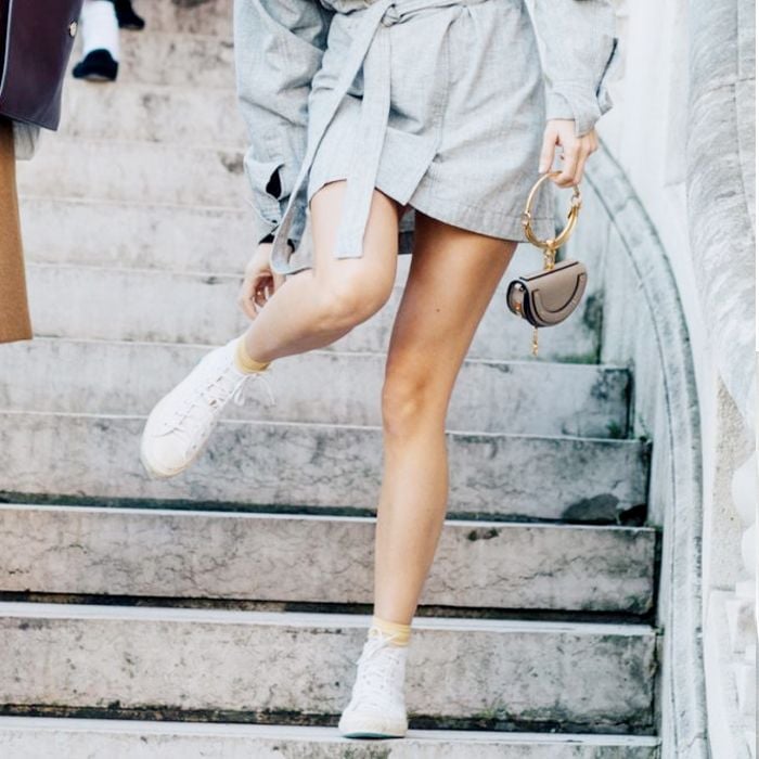 Grey Belted Trench Dress with Yellow Socks and Converse — Trendy Converse Outfits