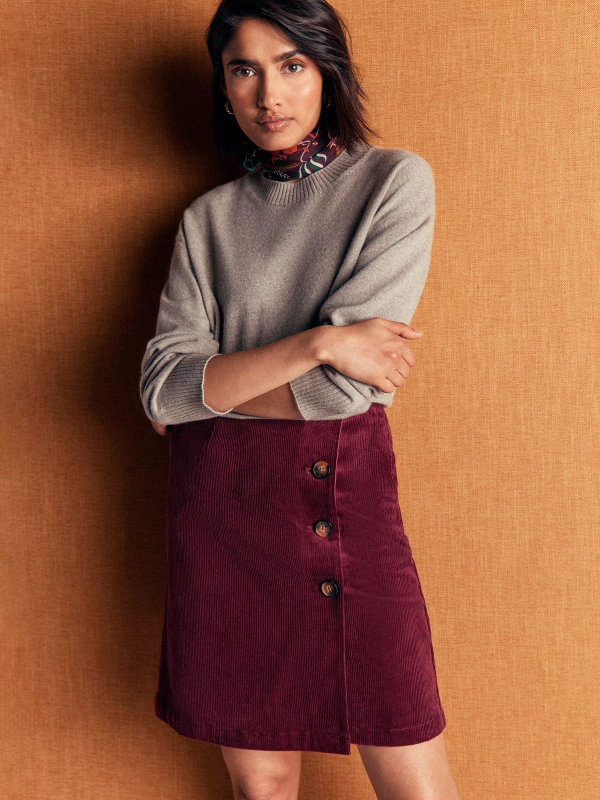 Burgundy Button-Front Corduroy Skirt and Crew Neck Sweater Burgundy Button-Front Corduroy Skirt and Crew Neck Sweater — Trendy Corduroy Skirt Outfit