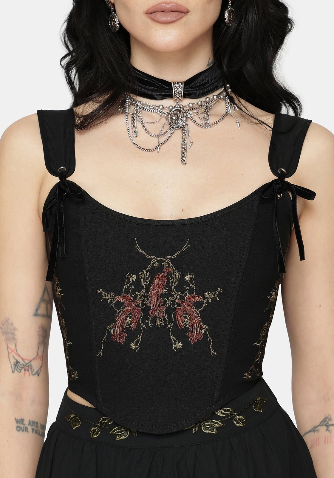 Embroidered Black Corset With Bird and Branch Detail, Close-Up Take Embroidered Black Corset With Bird and Branch Detail, Close-Up Take — Trendy Corset Top Outfits