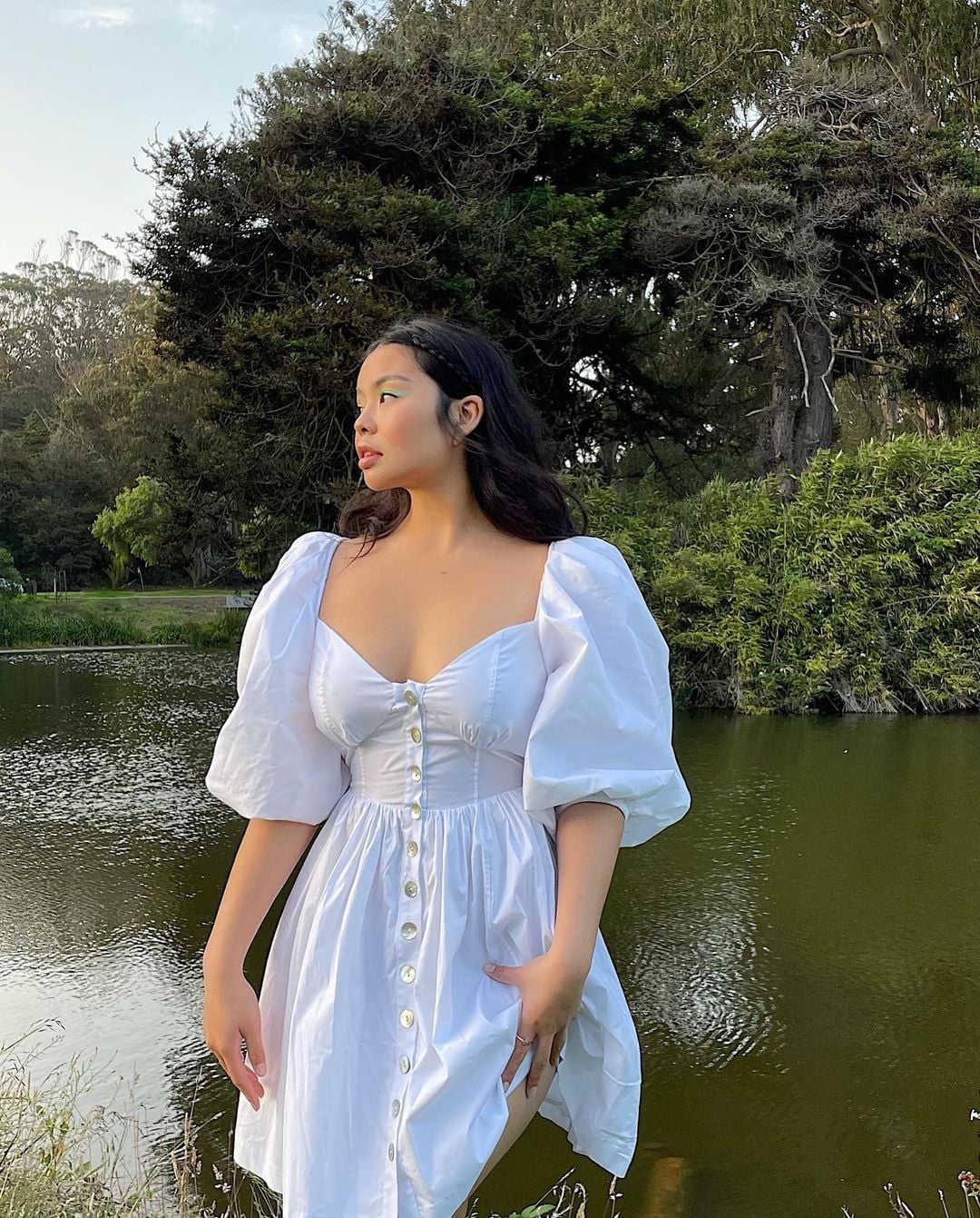 White Puff-Sleeve Mini Dress with Fitted Bodice White Puff-Sleeve Mini Dress with Fitted Bodice — Trendy Cottagecore Outfits