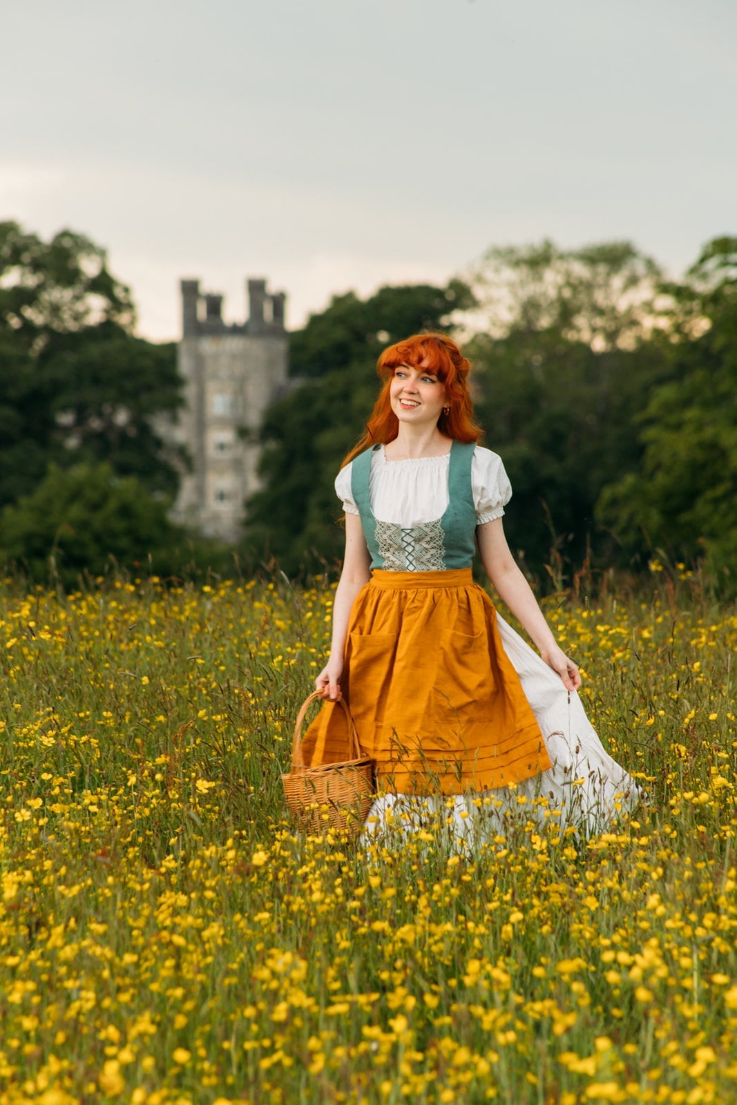 Embroidered Bodice and Apron Over A-Line Skirt Embroidered Bodice and Apron Over A-Line Skirt — Trendy Cottagecore Outfits