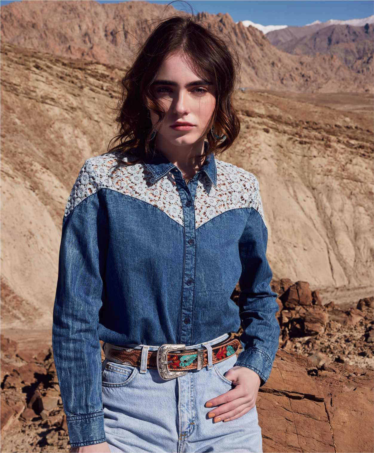 Lace Detailed Denim Shirt With Jeans — Trendy Cowgirl Outfits