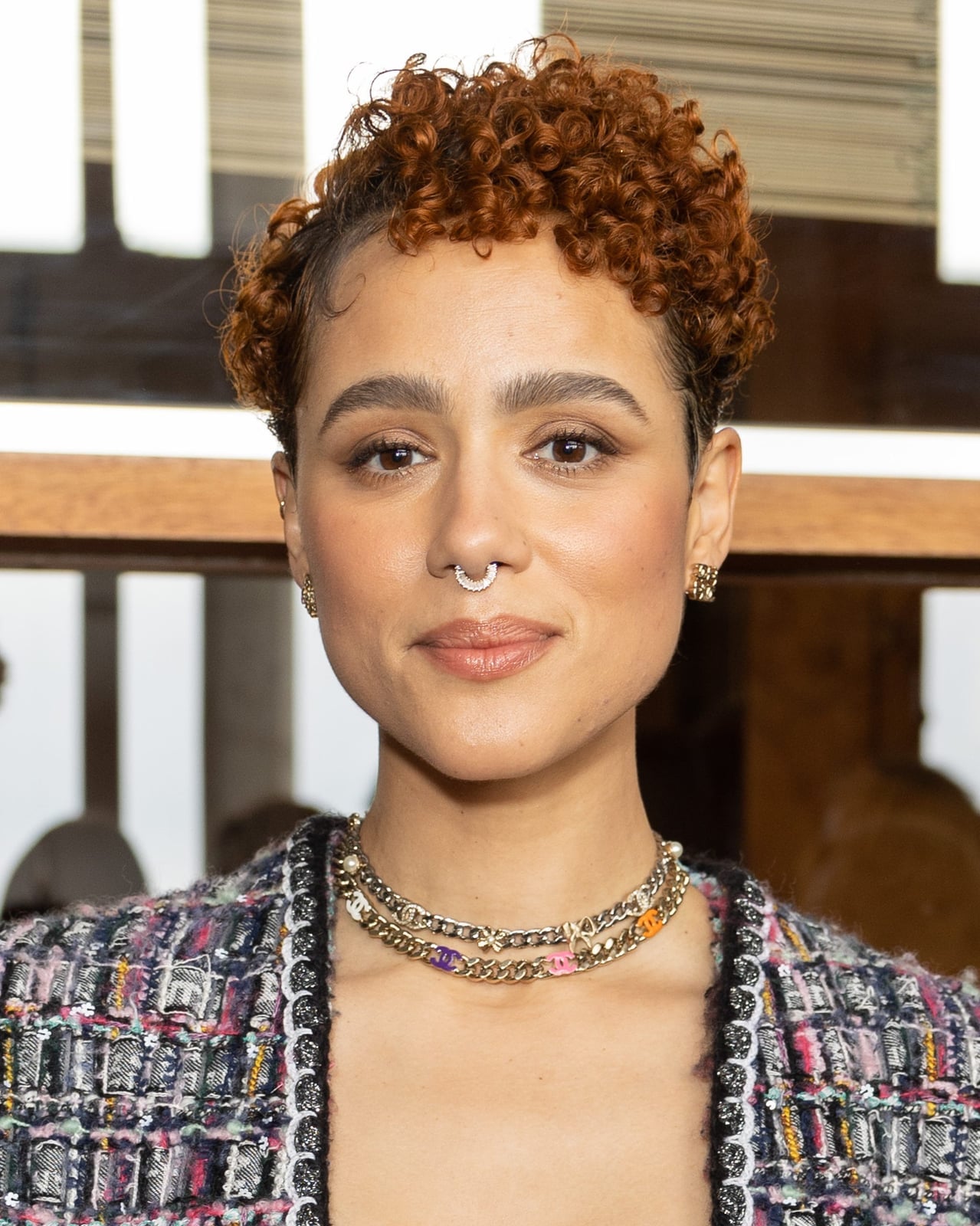 Short Reddish-Brown Cut With Honey Highlights — Trendy Curly Hair Natural