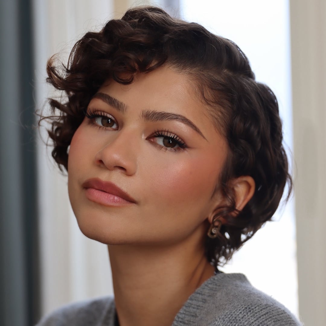 Cropped Pixie With Wispy Bangs — Trendy Curly Hair Products