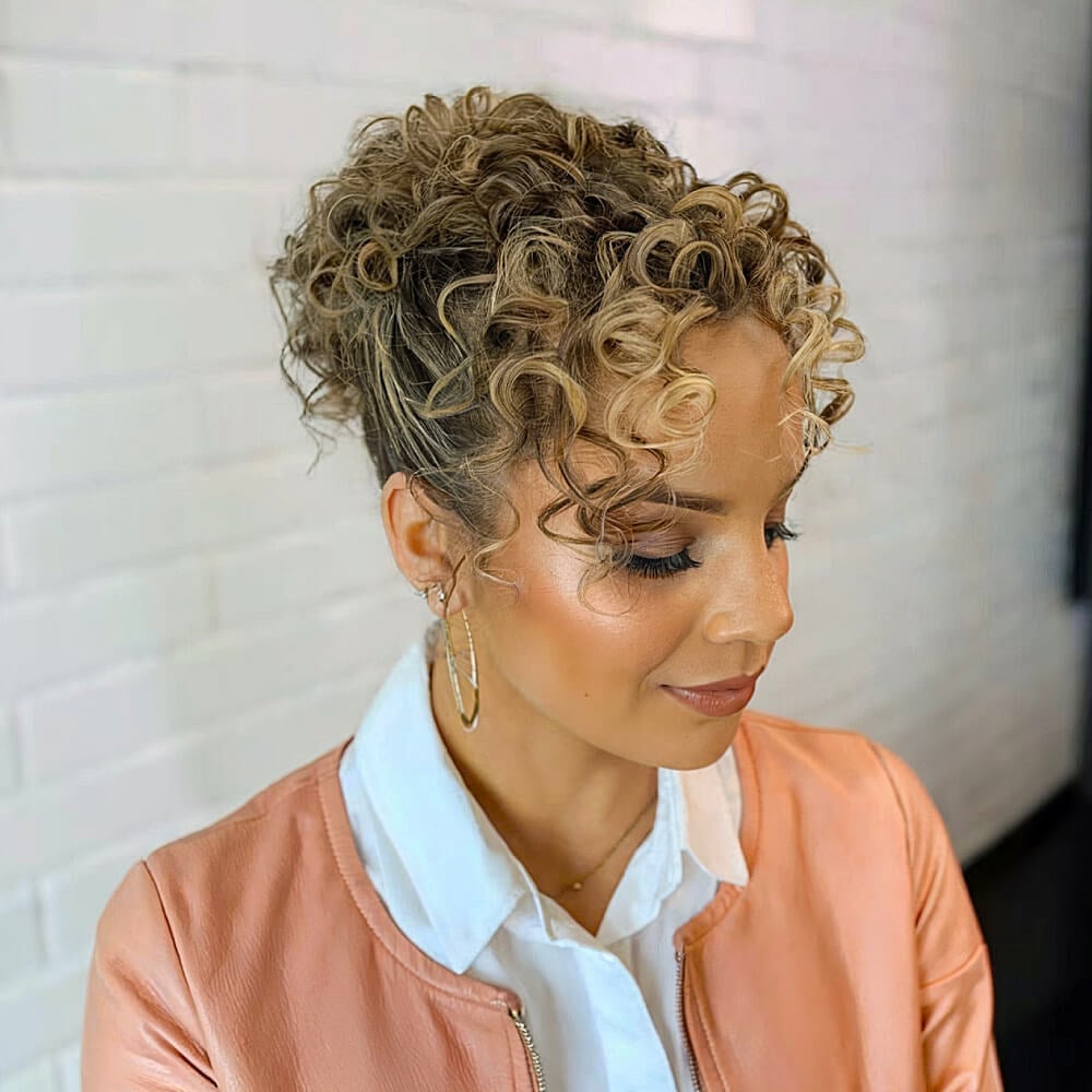 Honey Blonde Updo With Defined Bouncy Curls Honey Blonde Updo With Defined Bouncy Curls — Trendy Curly Updo