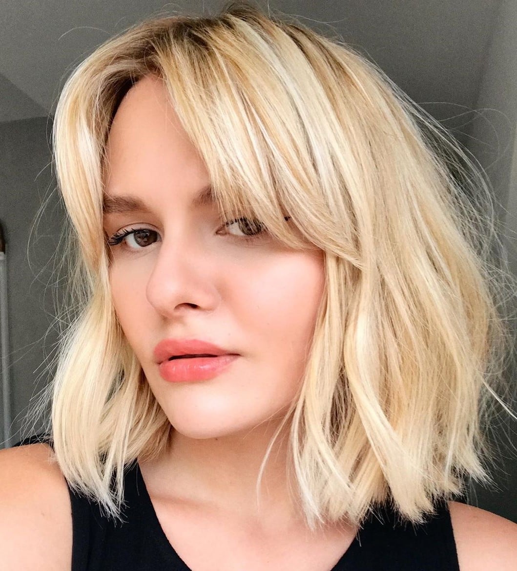 Collarbone Blonde Bob With Wispy Bangs — Trendy Cutting Bangs