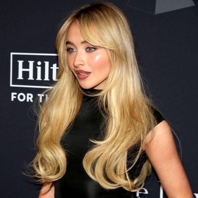Mid-Back Blonde With Root Shadow Curtain Bangs — Trendy Cutting Bangs