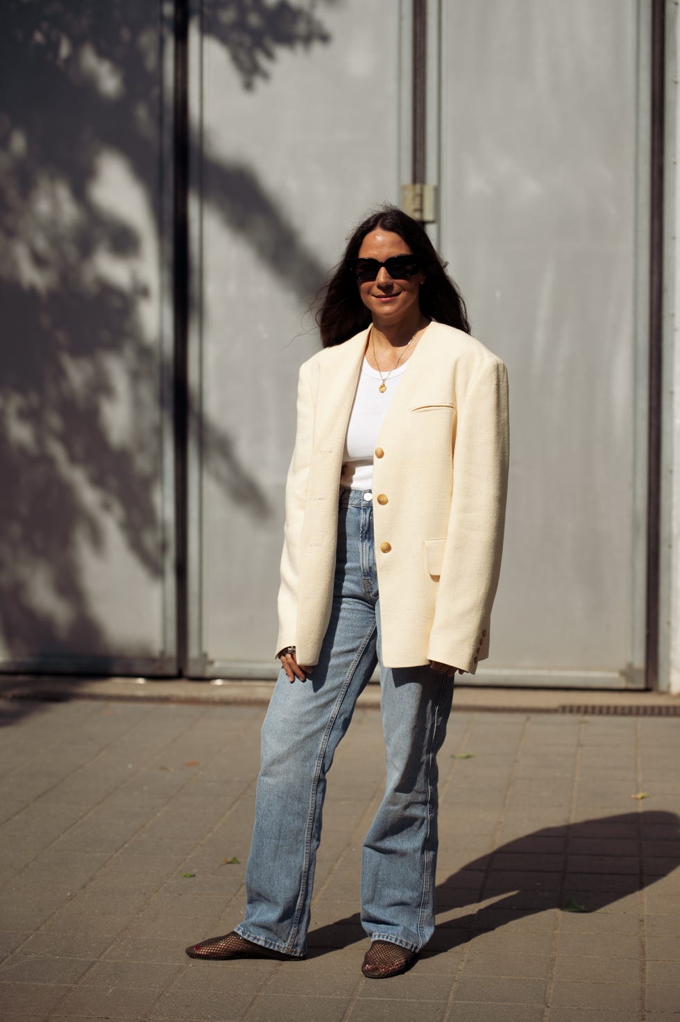 Cream Blazer with Crew Neck Top and Wide-Leg Jeans Cream Blazer with Crew Neck Top and Wide-Leg Jeans — Trendy Downtown Girl Outfits