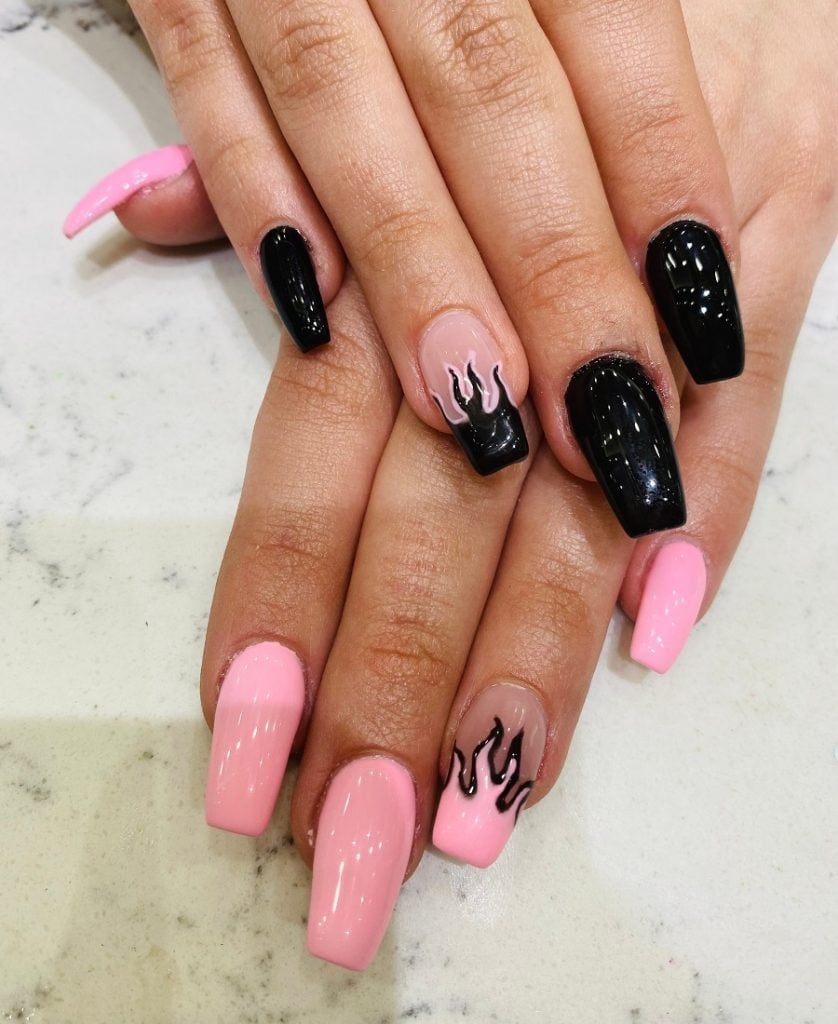 Medium Oval Nude With Red Glitter Flame Design Medium Oval Nude With Red Glitter Flame Design — Trendy Flame Nails