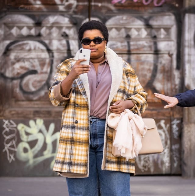 Oversized Plaid Coat with Shearling Collar Oversized Plaid Coat with Shearling Collar — Trendy Flannel Outfits