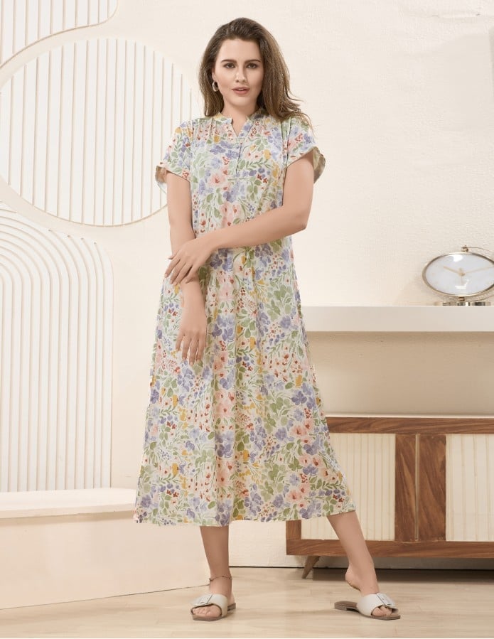 Cream Midi Dress With Short Sleeves And All-Over Floral Print Cream Midi Dress With Short Sleeves And All-Over Floral Print — Trendy Floral Dress