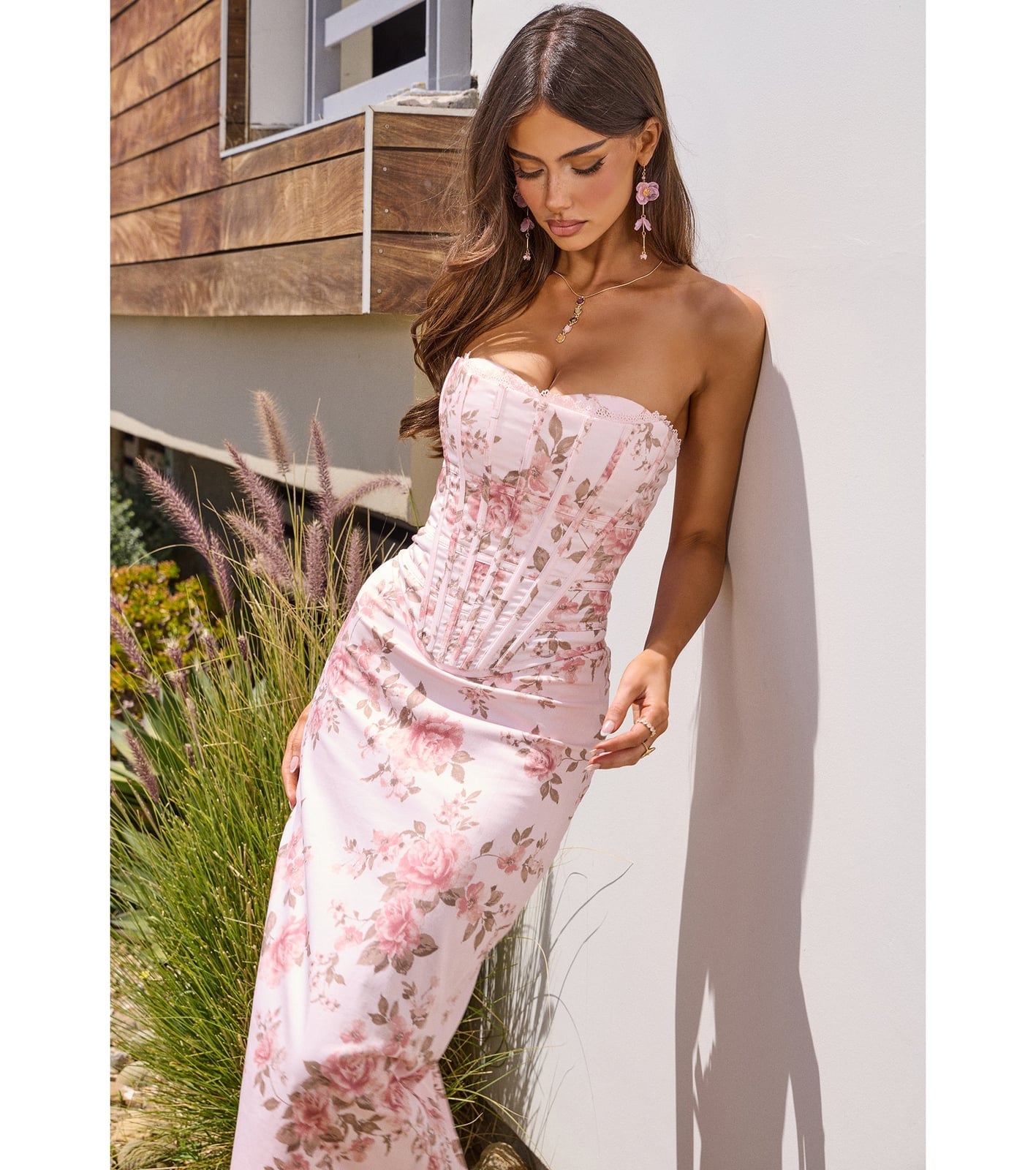 Pink Floral Strapless Maxi Dress With Corset Bodice Pink Floral Strapless Maxi Dress With Corset Bodice — Trendy Floral Dress