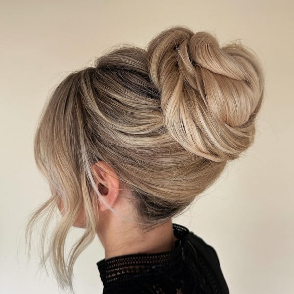 Ash Blonde Messy Bun With Root Shadow Ash Blonde Messy Bun With Root Shadow — Trendy Formal Updos