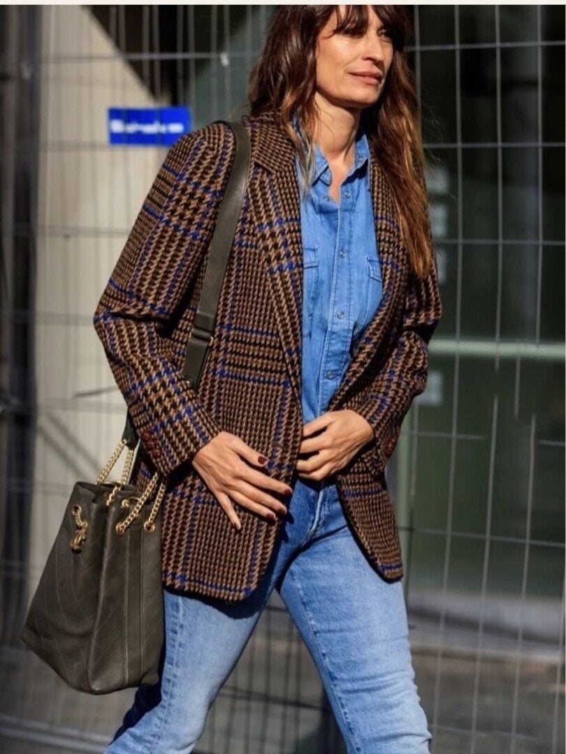 Plaid Blazer Over Denim Shirt and Jeans Plaid Blazer Over Denim Shirt and Jeans — Trendy French Style