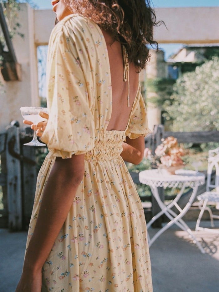 Yellow Floral Midi Dress for a Casual Day Yellow Floral Midi Dress for a Casual Day — Trendy French Style