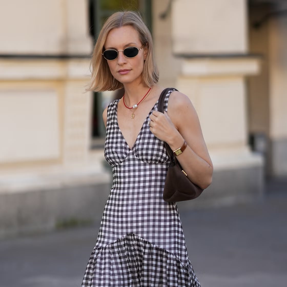 Gingham Check Dress for a Daytime Event Gingham Check Dress for a Daytime Event — Trendy French Style