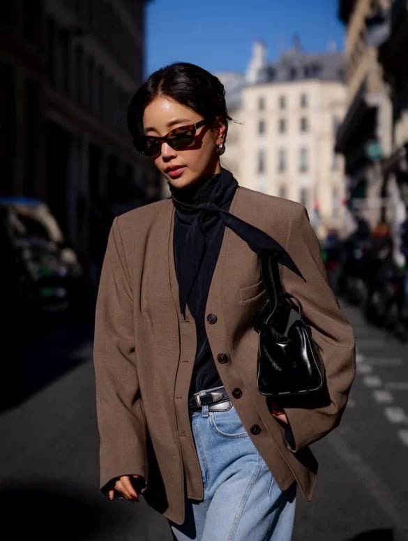 Oversized Blazer Adds a Relaxed Layer Oversized Blazer Adds a Relaxed Layer — Trendy French Style