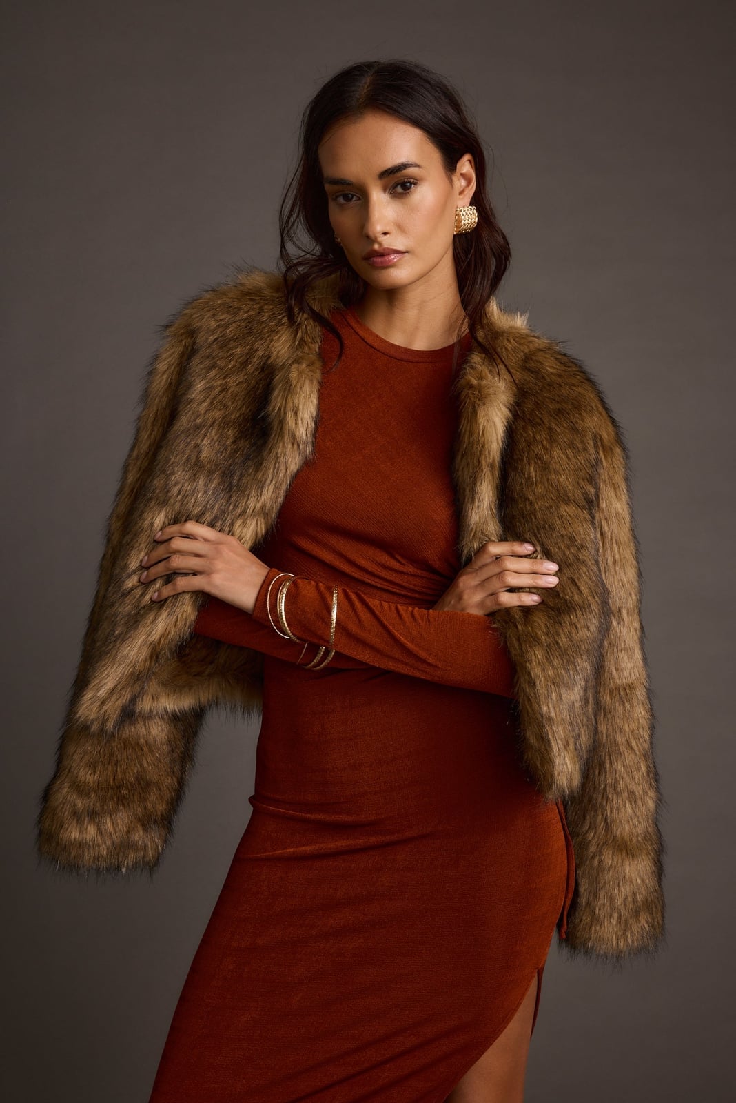 Cropped Brown Faux Fur Jacket With Rust Dress Cropped Brown Faux Fur Jacket With Rust Dress — Trendy Fur Outfits