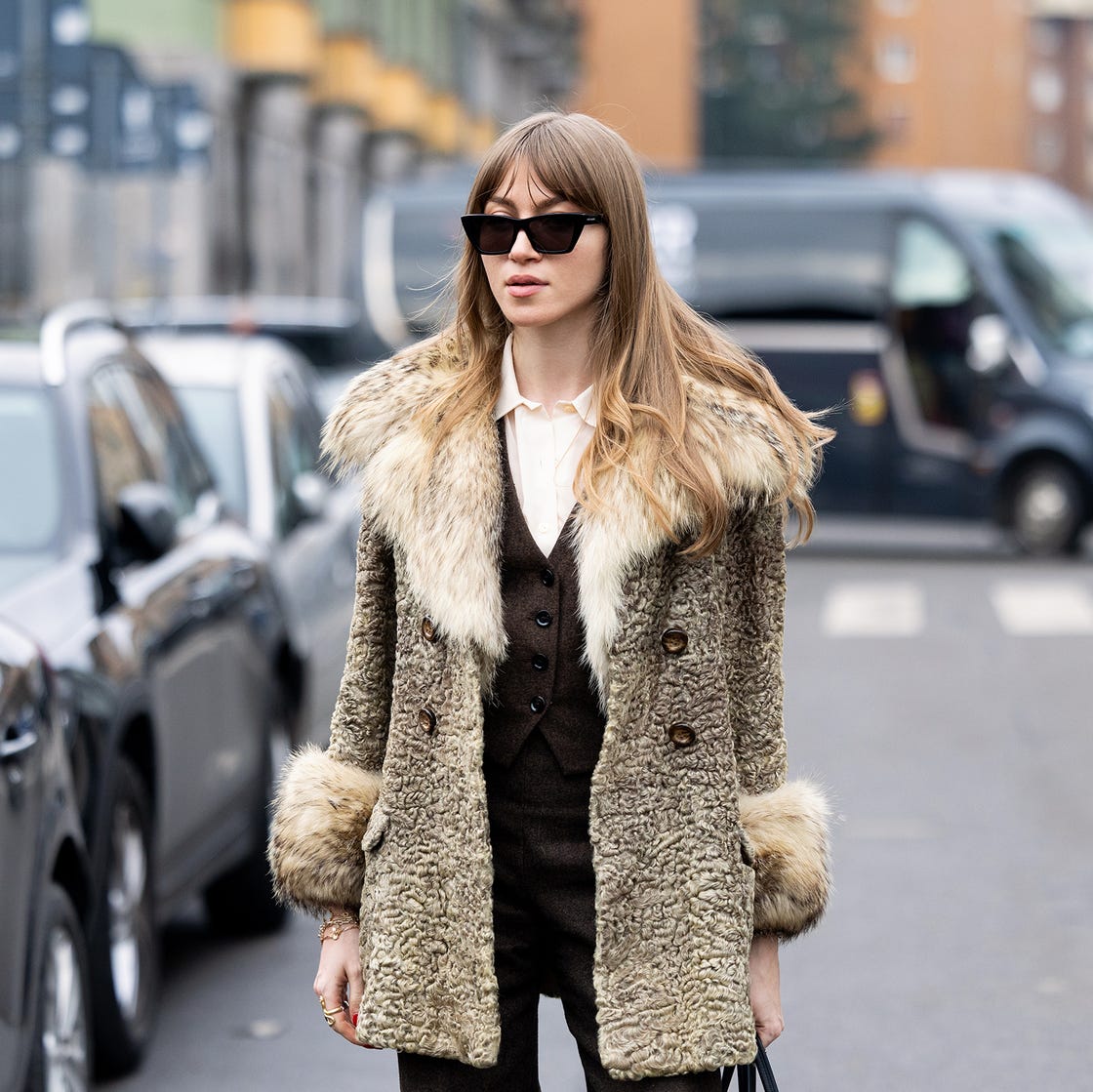 Cropped Fur Jacket With Waistcoat And Trousers Cropped Fur Jacket With Waistcoat And Trousers — Trendy Fur Outfits