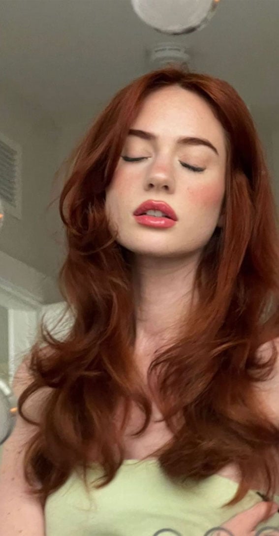 Mid-Back Rich Ginger Air-Dried, Wavy Mid-Back Rich Ginger Air-Dried, Wavy — Trendy Ginger Hair Color