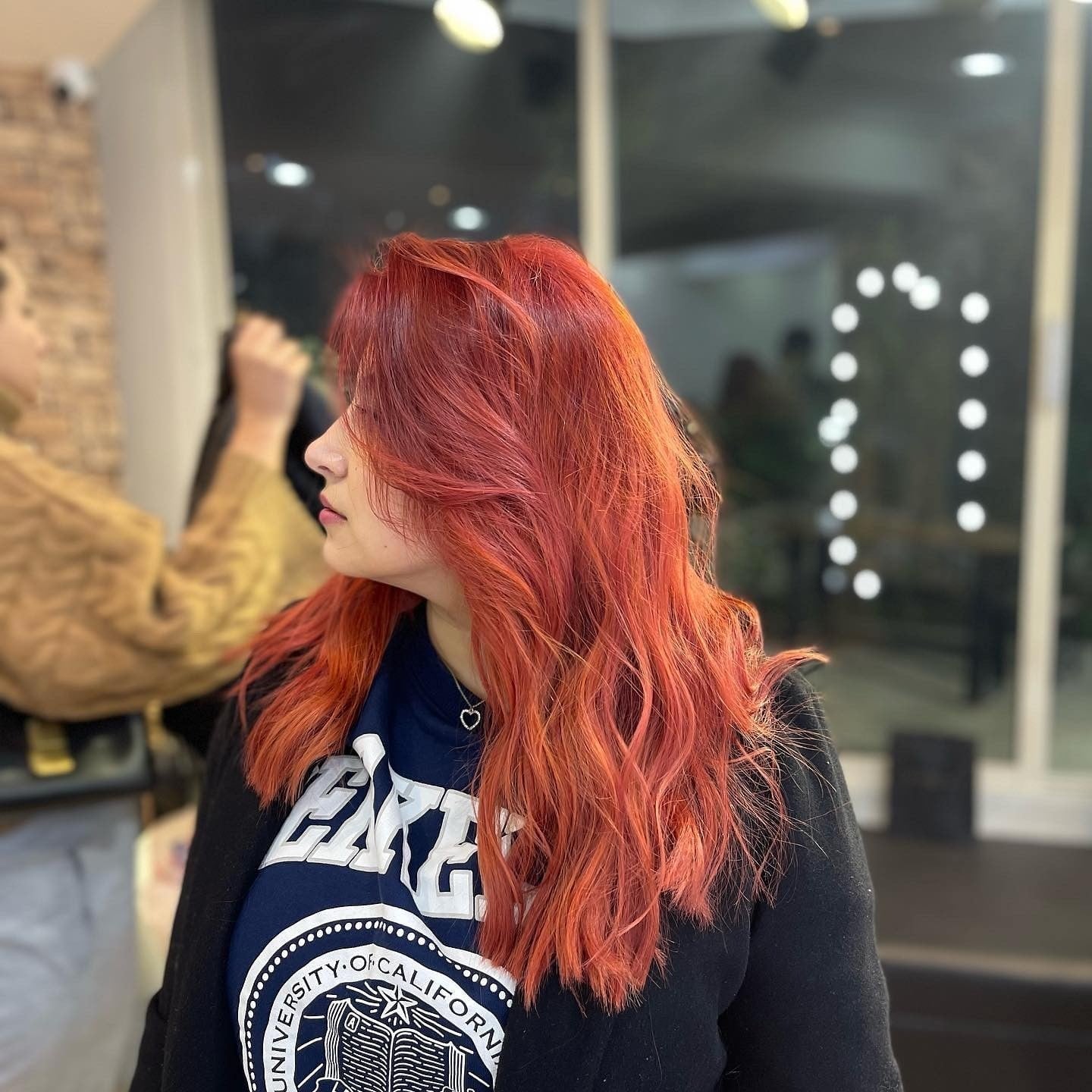 Collarbone Red-Orange Ginger With Waves Collarbone Red-Orange Ginger With Waves — Trendy Ginger Hair Color