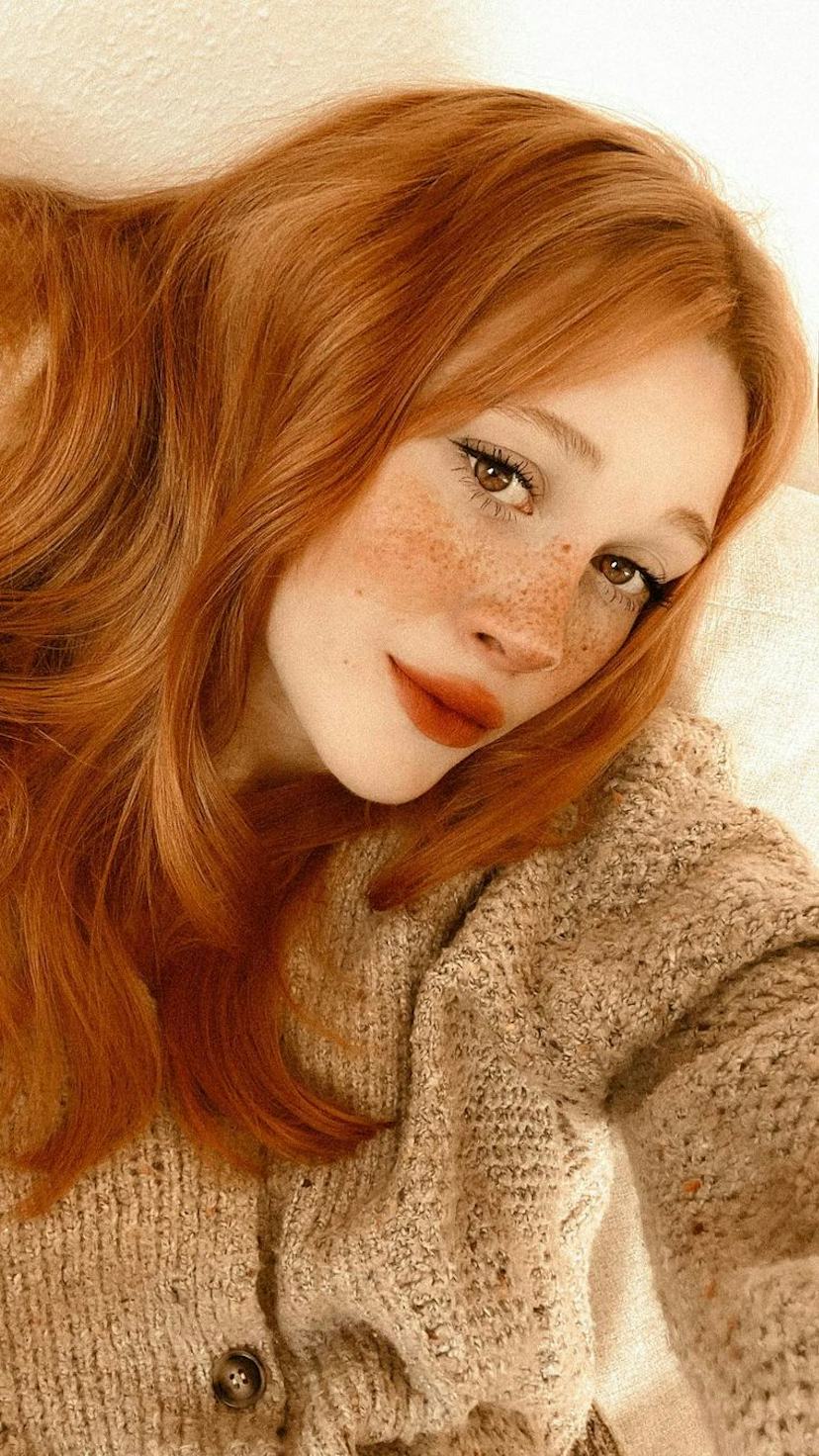 Collarbone Copper Ginger With Golden Undertones Collarbone Copper Ginger With Golden Undertones — Trendy Ginger Hair Color