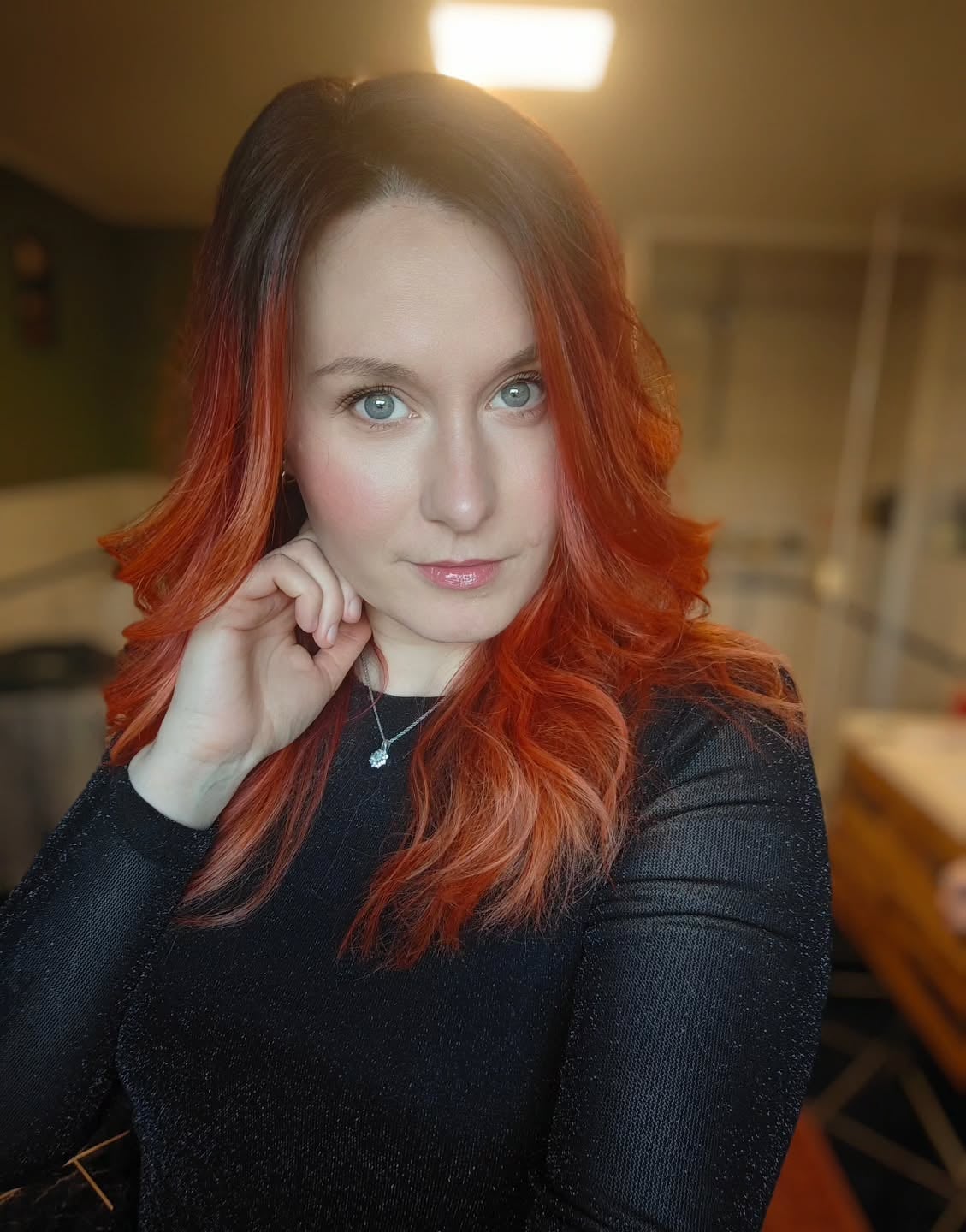 Collarbone Warm Ginger With Lighter Highlights Collarbone Warm Ginger With Lighter Highlights — Trendy Ginger Hair Color