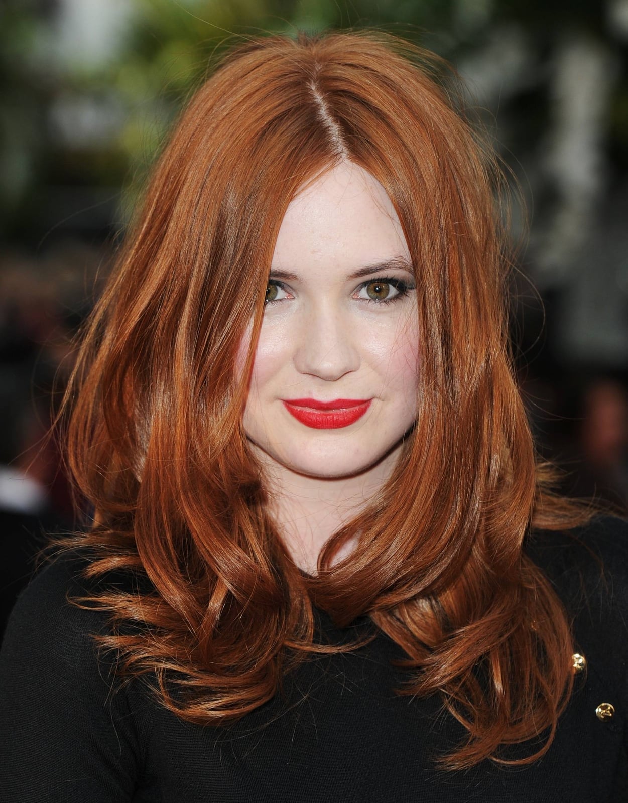 Collarbone Copper Red With Highlights, Wavy Collarbone Copper Red With Highlights, Wavy — Trendy Ginger Hair Color