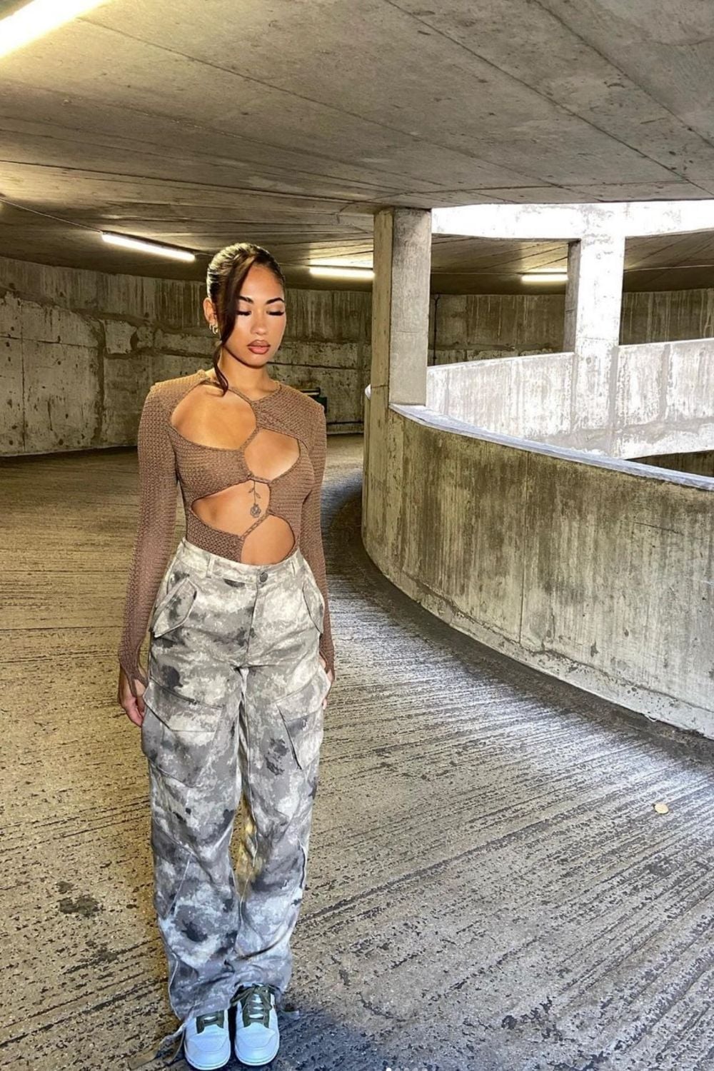 Brown Cutout Knit Top with Camouflage Cargo Pants Brown Cutout Knit Top with Camouflage Cargo Pants — Trendy Going Out Outfits Night Club